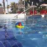 Nautico Flat Com Acesso Ao Clube Nautico E Cafe Da Manha!